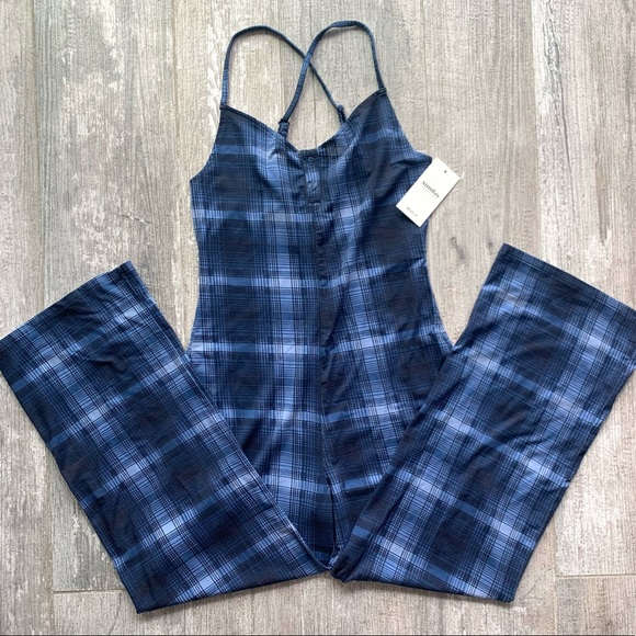 ๐ฅ๐ฅRVCA - LATE NIGHT JUMPSUIT๐ฅ๐ฅ - Picture 3 of 11